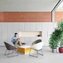 Fauteuil contemporain / en cuir / en tissu...