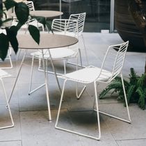 Chaise contemporaine / en acier peint /...