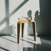 Tabouret contemporain / en chêne / en contreplaqué...