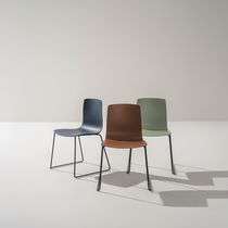 Chaise contemporaine / en polypropylène...