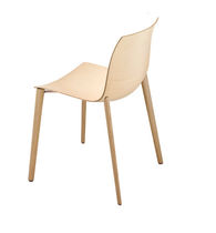 Chaise contemporaine / en tissu / en cuir...