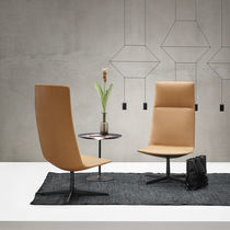 Fauteuil contemporain / en tissu / en cuir...