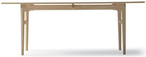 Table contemporaine / en bois de feuillus...
