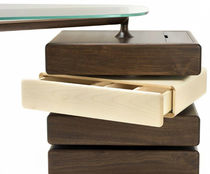 Bureau en noyer américain / contemporain...