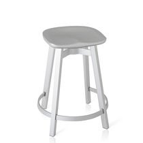 Tabouret de bar contemporain / en polyéthylène...