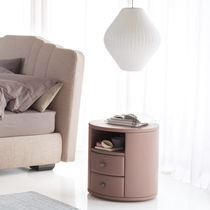 Table de chevet contemporaine / en cuir...