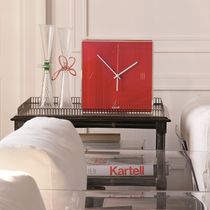 Horloge contemporaine / murale / de table...