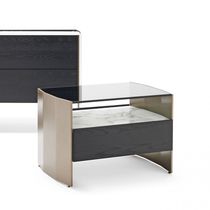 Table de chevet contemporaine / en bois...