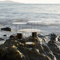 Table d'appoint contemporaine / en marbre...