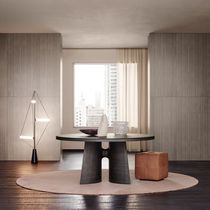 Table contemporaine / en bois massif / en...