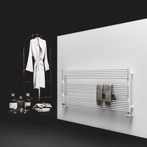 Sèche-serviettes à eau chaude / <500 w /...