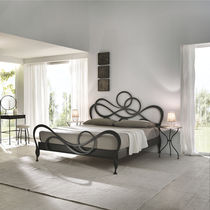 Lit double / design nouveau baroque / avec...
