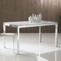 Table contemporaine / en métal laqué / en...