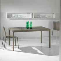 Table contemporaine / en métal / en mélaminé...