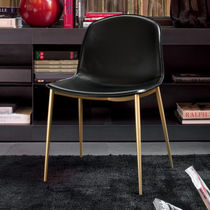 Chaise contemporaine / en bois massif /...