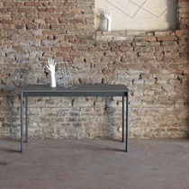 Console contemporaine / en métal / en mélaminé...