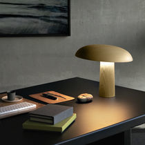 Lampe de table / bois / en verre dépoli...