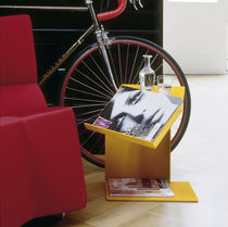 Table d'appoint design original / en tôle...