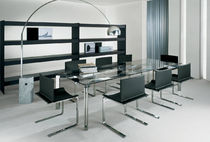 Chaise contemporaine / en cuir / cantilever