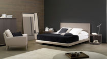 Lit double / contemporain / tapissé / en...
