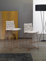 Chaise de bar contemporaine / tapissée /...