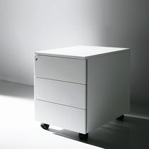 Caisson de bureau en métal / à 3 tiroirs...