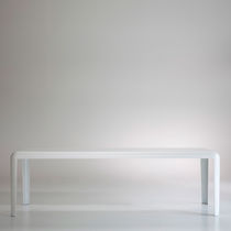 Table contemporaine / en tôle / rectangulaire...