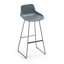 Chaise de bar contemporaine / avec repose-pieds...