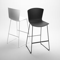 Chaise de bar contemporaine / en chêne /...