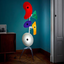 Lampe sur pied / en métal laqué / en verre...