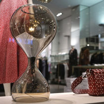 Lampe de table / design original / en verre...