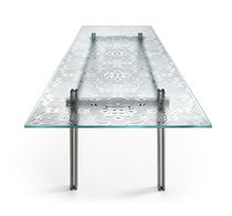 Table contemporaine / en verre fumé / en...