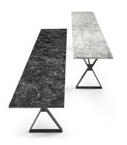 Console contemporaine / en verre laqué /...
