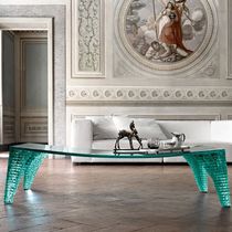 Table basse contemporaine / en verre bombé...