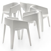 Chaise contemporaine / en polypropylène...
