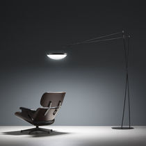 Lampe sur pied / en acier / en aluminium...