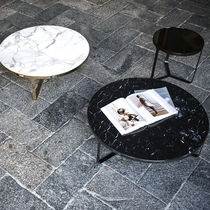 Table basse contemporaine / en marbre /...