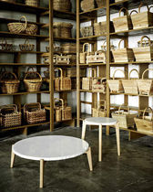 Table basse contemporaine / en pierre /...