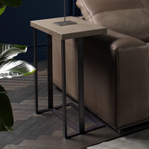 Table d'appoint contemporaine / en métal...