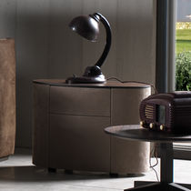 Table de chevet contemporaine / en cuir...