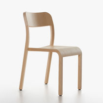 Chaise contemporaine / en frêne / en bois...