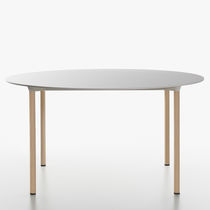 Table contemporaine / en frêne / en stratifié...