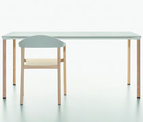 Table contemporaine / en frêne / en stratifié...