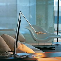 Lampe de bureau / contemporaine / en métal...