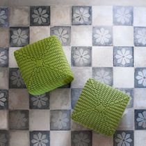Pouf contemporain / en plastique / carré...