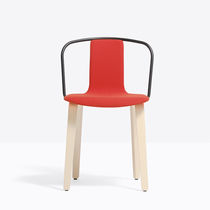 Chaise contemporaine / en tissu / en frêne...