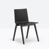 Chaise contemporaine / en tissu / en frêne...