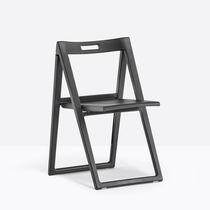 Chaise contemporaine / en polypropylène...
