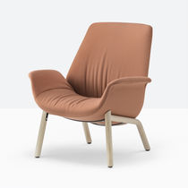 Fauteuil contemporain / en tissu / en cuir...