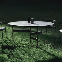 Table contemporaine / en verre / en marbre...